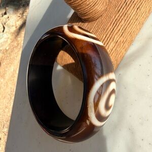 Vintage chunky Handmade Brown and Cream Resin Bangle Bracelet